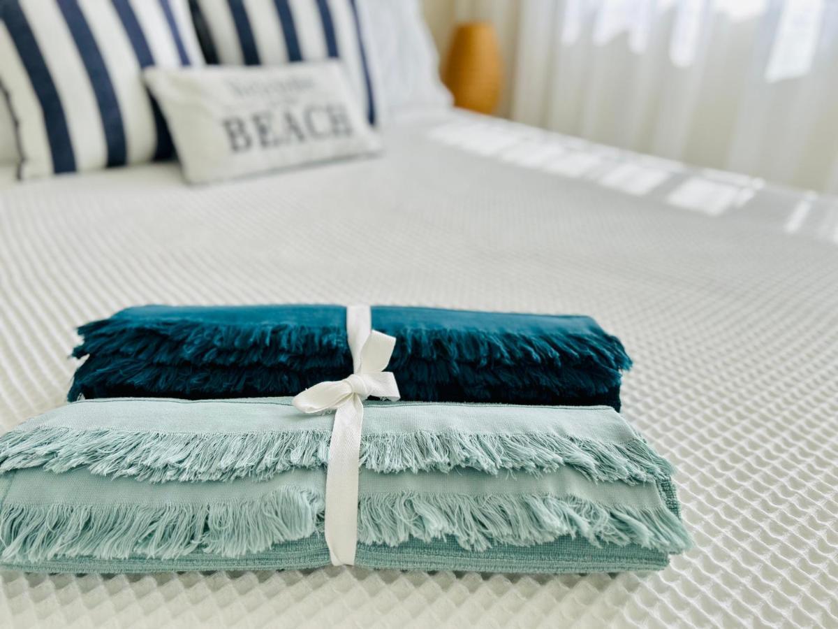Serene Beachside Apartment *